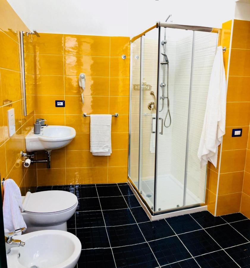 L'Alice B&B Salerno Luaran gambar